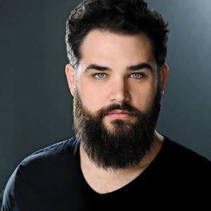 Meet your Posher, Zach